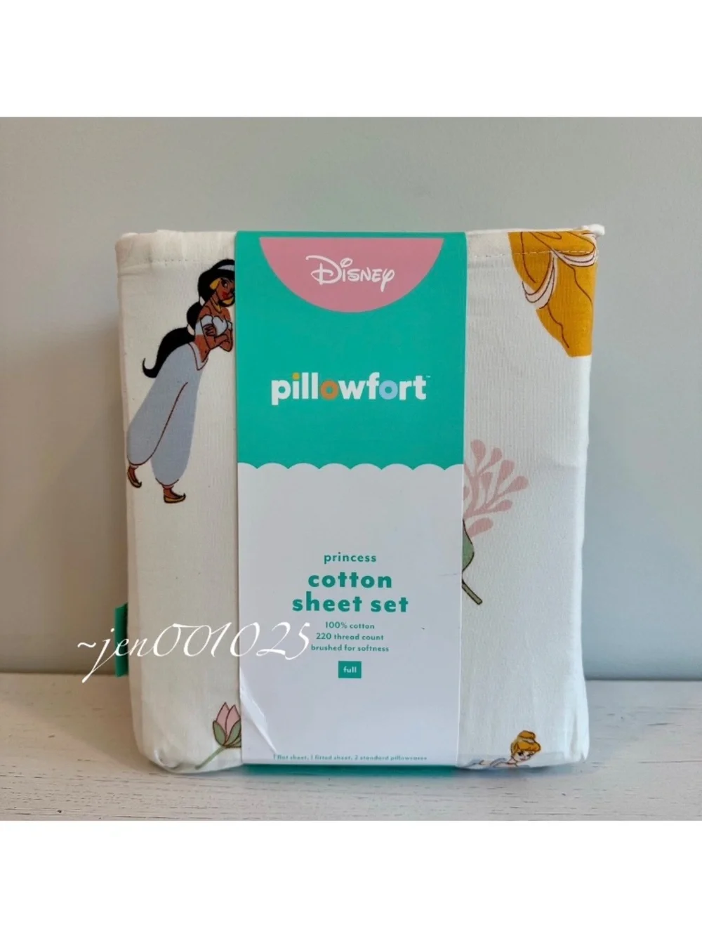 Full Princess Characters Kids' Sheet Set - The Disney Collection by Pillowfort